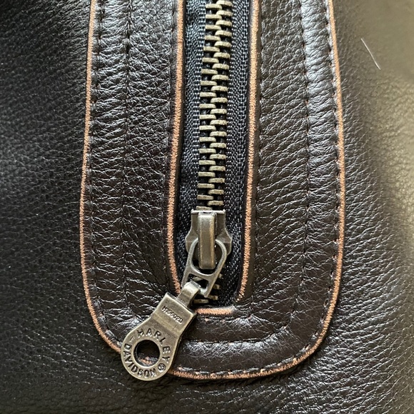 Authentic Harley Davidson Leather Jacket - Picture 8 of 13